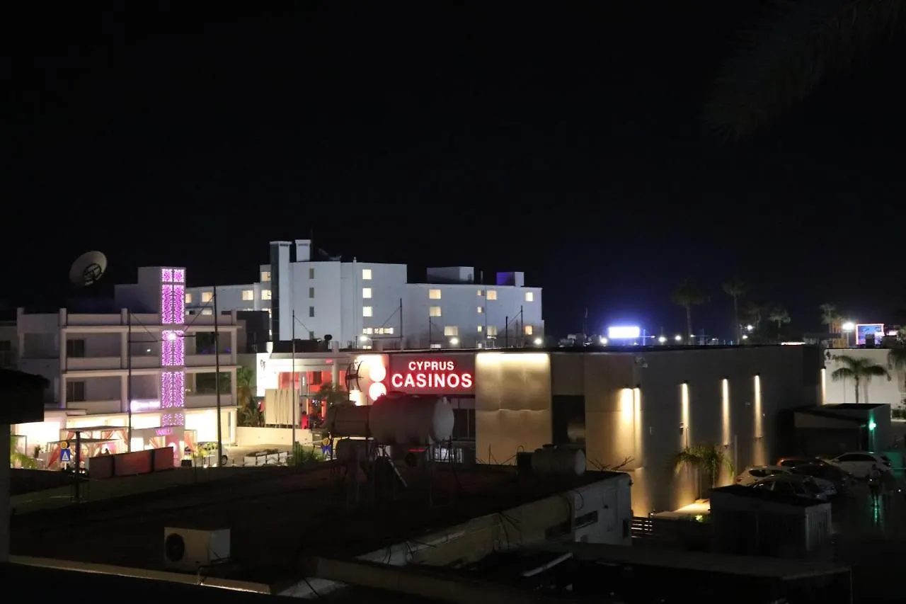Ξενοδοχείο με διαμερίσματα Joy Hotel Apts Αγία Νάπα